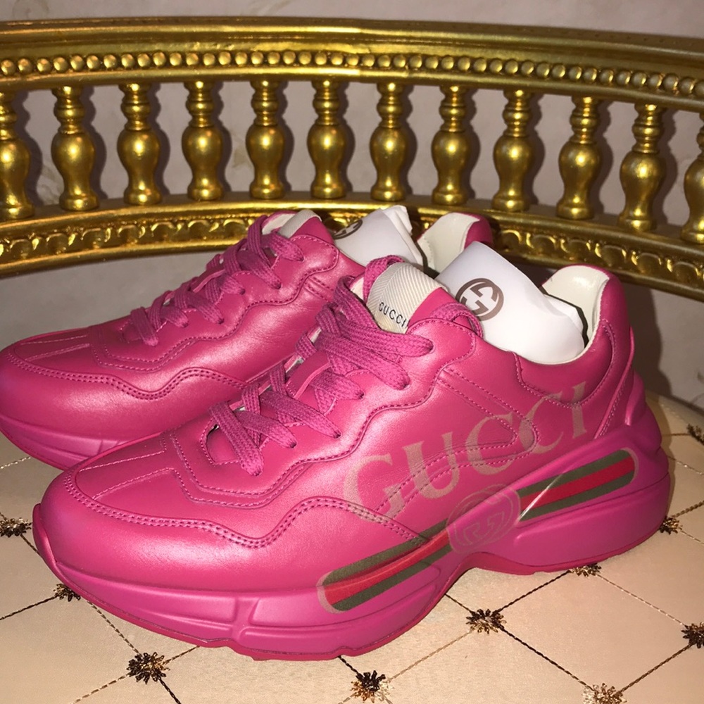 GUCCI Rhyton logo leather sneaker pink size 36 1/2